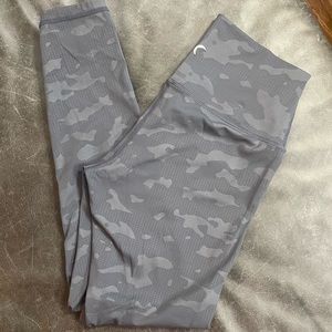 ZYIA battleship gray 7/8 luxe leggings women’s size 2 camouflage two toned cozy
